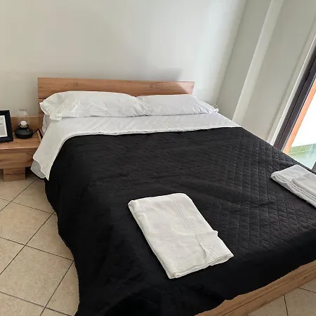 Hexagon Villa San Giovanni